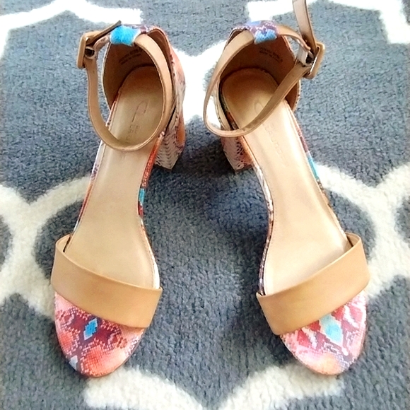 Snake Print/Python Pattern Block Heels - Picture 2 of 16